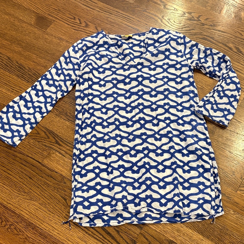 Roller Rabbit Blue & White Geometric Tunic Top, xS, cotton